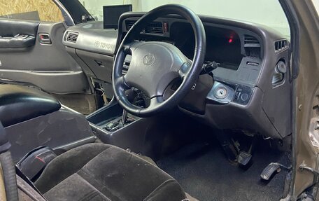 Toyota HiAce H100, 1994 год, 425 000 рублей, 6 фотография