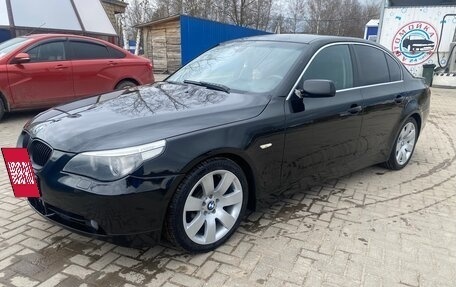 BMW 5 серия, 2003 год, 900 000 рублей, 2 фотография