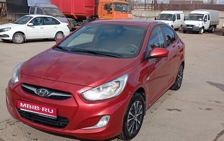 Hyundai Solaris II рестайлинг, 2012 год, 560 000 рублей, 1 фотография
