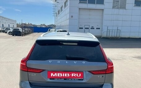 Volvo V60 Cross Country II, 2021 год, 3 900 000 рублей, 11 фотография