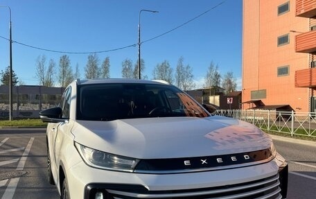 CheryExeed TXL, 2022 год, 2 340 000 рублей, 4 фотография