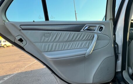 Mercedes-Benz C-Класс, 2001 год, 650 000 рублей, 21 фотография