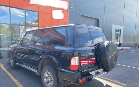 Nissan Patrol, 2004 год, 1 200 000 рублей, 5 фотография