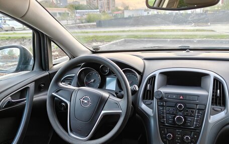Opel Astra J, 2013 год, 870 000 рублей, 16 фотография