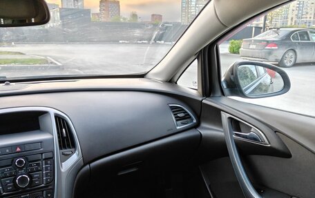 Opel Astra J, 2013 год, 870 000 рублей, 17 фотография
