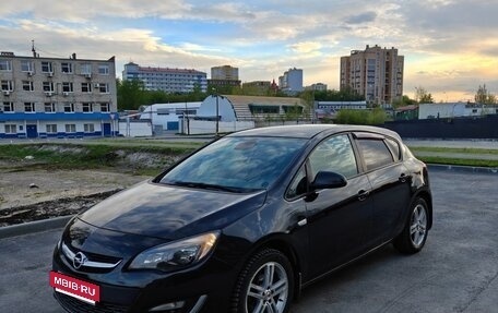 Opel Astra J, 2013 год, 870 000 рублей, 3 фотография