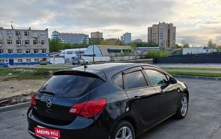 Opel Astra J, 2013 год, 870 000 рублей, 14 фотография