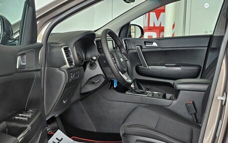 KIA Sportage IV рестайлинг, 2018 год, 2 289 000 рублей, 10 фотография