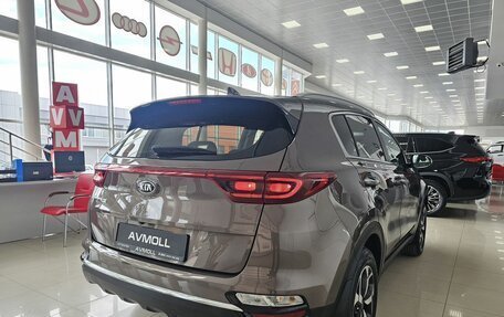 KIA Sportage IV рестайлинг, 2018 год, 2 289 000 рублей, 8 фотография