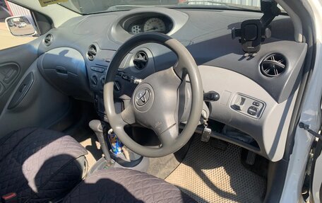 Toyota Vitz, 2002 год, 320 000 рублей, 2 фотография