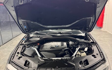 BMW 5 серия, 2019 год, 3 100 000 рублей, 12 фотография