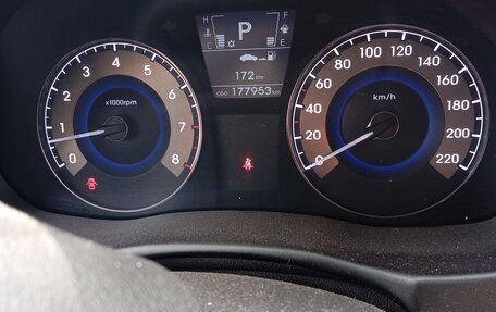 Hyundai Solaris II рестайлинг, 2012 год, 560 000 рублей, 8 фотография