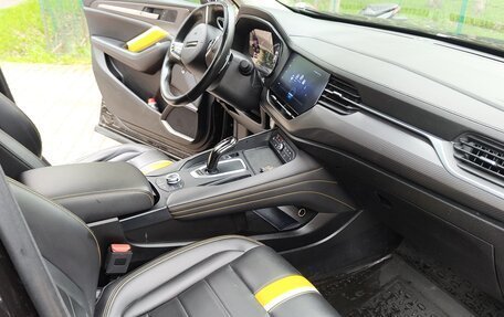 Haval F7x I, 2021 год, 1 700 000 рублей, 10 фотография