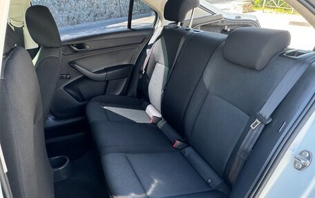 Skoda Rapid I, 2015 год, 1 055 000 рублей, 10 фотография