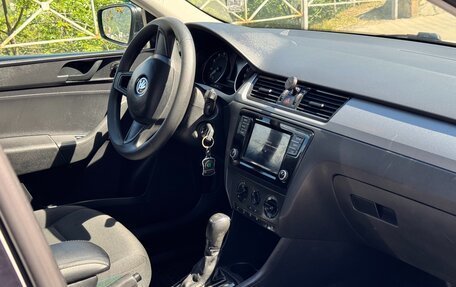 Skoda Rapid I, 2015 год, 1 055 000 рублей, 12 фотография