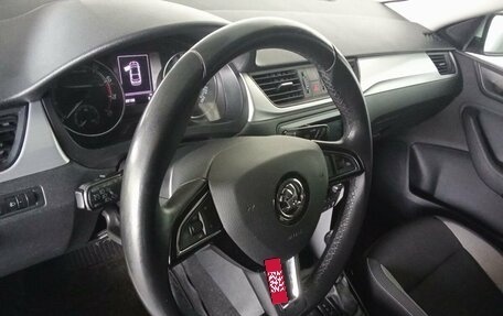Skoda Rapid I, 2019 год, 1 280 000 рублей, 12 фотография