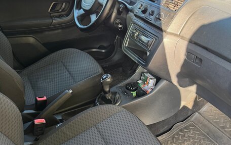 Skoda Fabia II, 2011 год, 430 000 рублей, 6 фотография