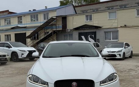 Jaguar XF I рестайлинг, 2013 год, 2 000 000 рублей, 3 фотография