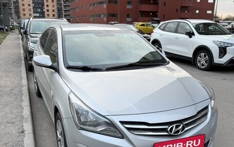 Hyundai Solaris II рестайлинг, 2015 год, 1 090 000 рублей, 3 фотография