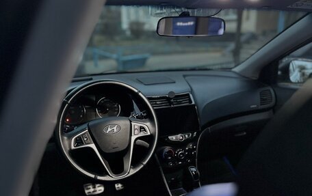 Hyundai Solaris II рестайлинг, 2014 год, 1 200 000 рублей, 15 фотография