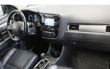 Mitsubishi Outlander III рестайлинг 3, 2012 год, 1 365 000 рублей, 5 фотография
