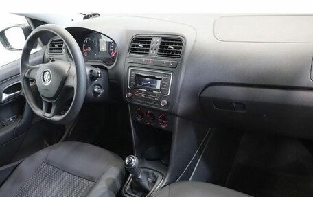 Volkswagen Polo VI (EU Market), 2018 год, 1 126 000 рублей, 5 фотография