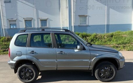Chevrolet Niva I рестайлинг, 2010 год, 350 000 рублей, 7 фотография