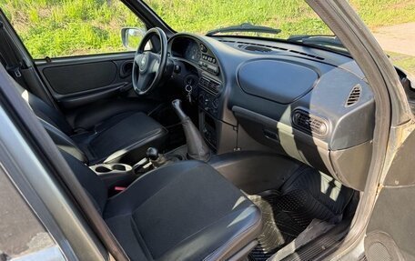 Chevrolet Niva I рестайлинг, 2010 год, 350 000 рублей, 14 фотография