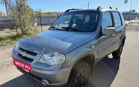 Chevrolet Niva I рестайлинг, 2010 год, 350 000 рублей, 3 фотография
