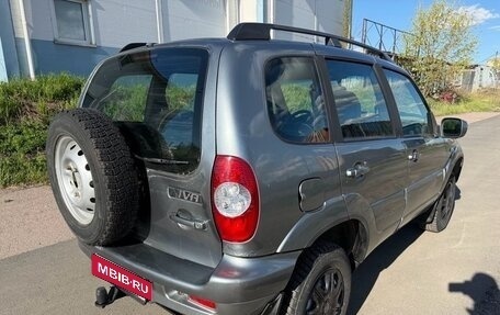 Chevrolet Niva I рестайлинг, 2010 год, 350 000 рублей, 4 фотография