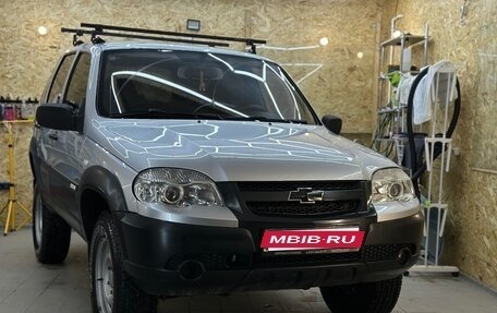 Chevrolet Niva I рестайлинг, 2011 год, 500 000 рублей, 1 фотография