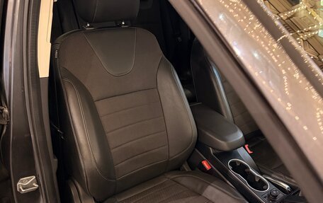Ford Kuga III, 2016 год, 1 350 000 рублей, 26 фотография