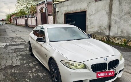 BMW 5 серия, 2012 год, 2 100 000 рублей, 3 фотография