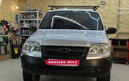 Chevrolet Niva I рестайлинг, 2011 год, 500 000 рублей, 4 фотография