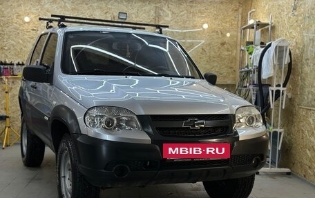 Chevrolet Niva I рестайлинг, 2011 год, 500 000 рублей, 3 фотография