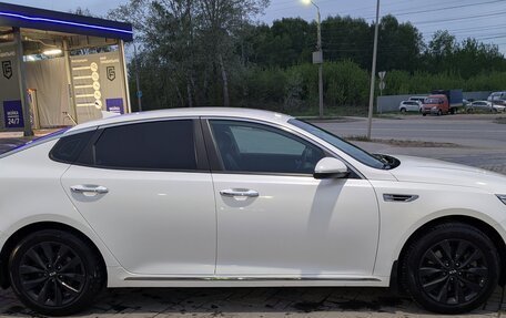 KIA Optima IV, 2018 год, 1 850 000 рублей, 3 фотография