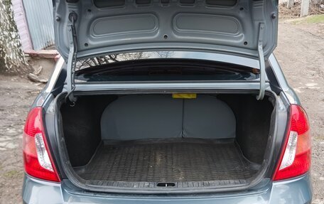 Hyundai Verna II, 2006 год, 575 000 рублей, 4 фотография