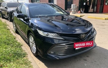 Toyota Camry, 2019 год, 2 800 000 рублей, 5 фотография
