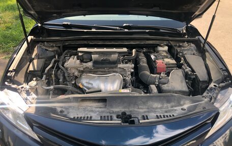 Toyota Camry, 2019 год, 2 800 000 рублей, 23 фотография