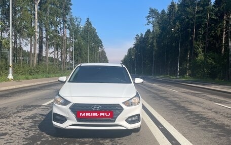 Hyundai Solaris II рестайлинг, 2019 год, 1 200 000 рублей, 2 фотография