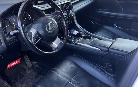 Lexus RX IV рестайлинг, 2019 год, 4 500 000 рублей, 9 фотография