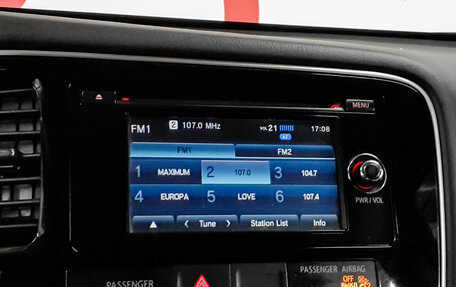 Mitsubishi Outlander III рестайлинг 3, 2015 год, 1 648 000 рублей, 13 фотография