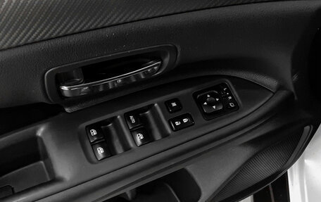 Mitsubishi Outlander III рестайлинг 3, 2015 год, 1 648 000 рублей, 19 фотография
