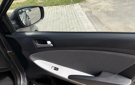 Hyundai Solaris II рестайлинг, 2013 год, 900 000 рублей, 9 фотография