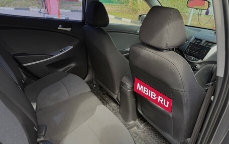 Hyundai Solaris II рестайлинг, 2013 год, 900 000 рублей, 10 фотография