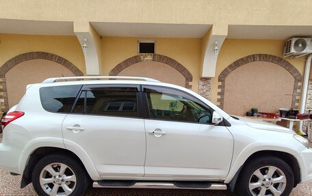 Toyota RAV4, 2010 год, 1 650 000 рублей, 10 фотография