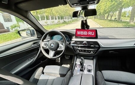 BMW 5 серия, 2019 год, 3 650 000 рублей, 25 фотография