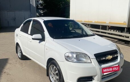 Chevrolet Aveo III, 2010 год, 530 000 рублей, 3 фотография