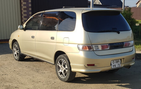 Toyota Gaia, 2001 год, 850 000 рублей, 3 фотография