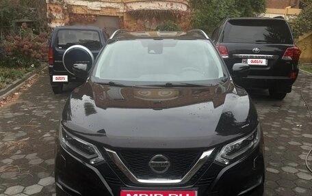 Nissan Qashqai, 2021 год, 2 300 000 рублей, 2 фотография